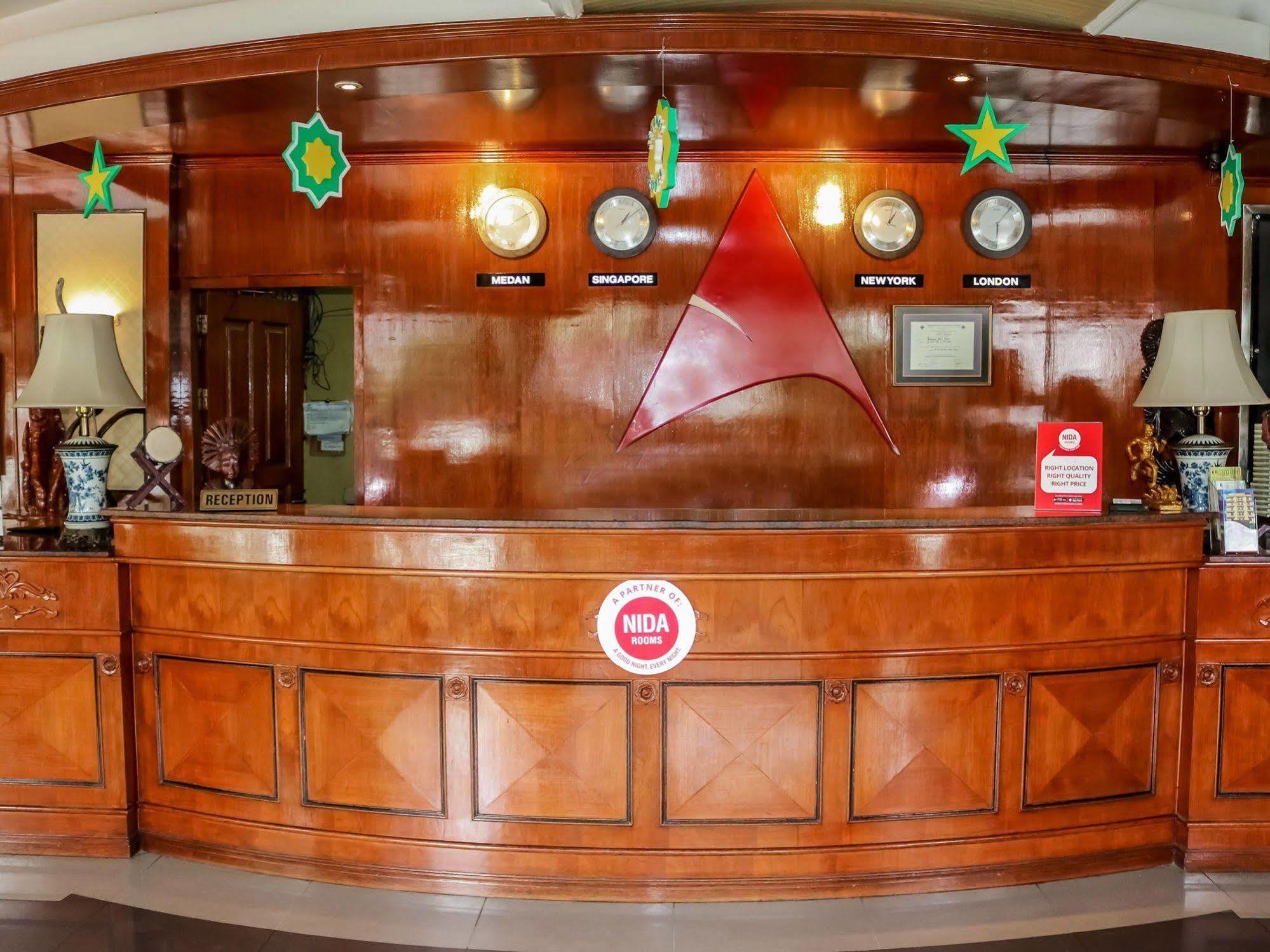 Antares Hotel Medan Exterior photo