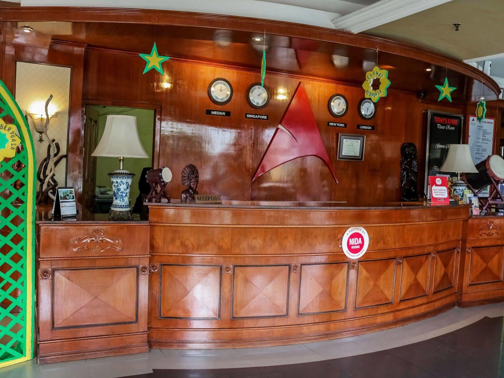 Antares Hotel Medan Exterior photo
